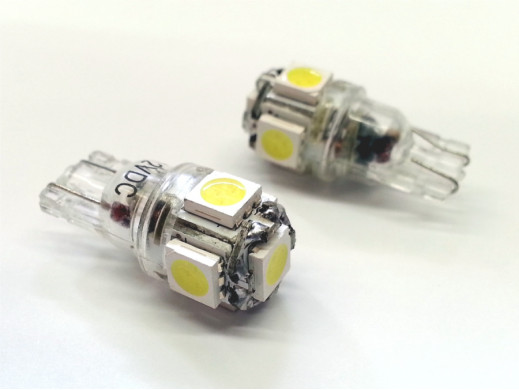 Żarówka LED W5W T10 10mm biała zimna 12V 194-5HP3-W