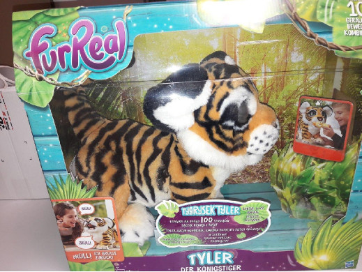 Interaktywny tygrysek FurReal Tyler B9071 Hasbro - Brak gumowego kurczaka