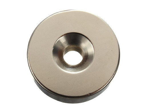 Magnes neodymowy okrągły 24,5x10mm otwór 14/6mm