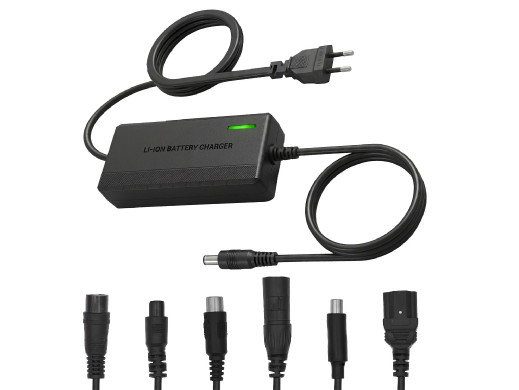 Uniwersalna ładowarka / Zasilacz Maclean Energy, do hulajnóg, 42V DC, 2A, Max 85W, Fast Charging, 6 wtyczek,  MCE667
